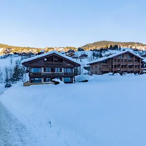  Appartement With Terrace At The Foot Of The Slopes