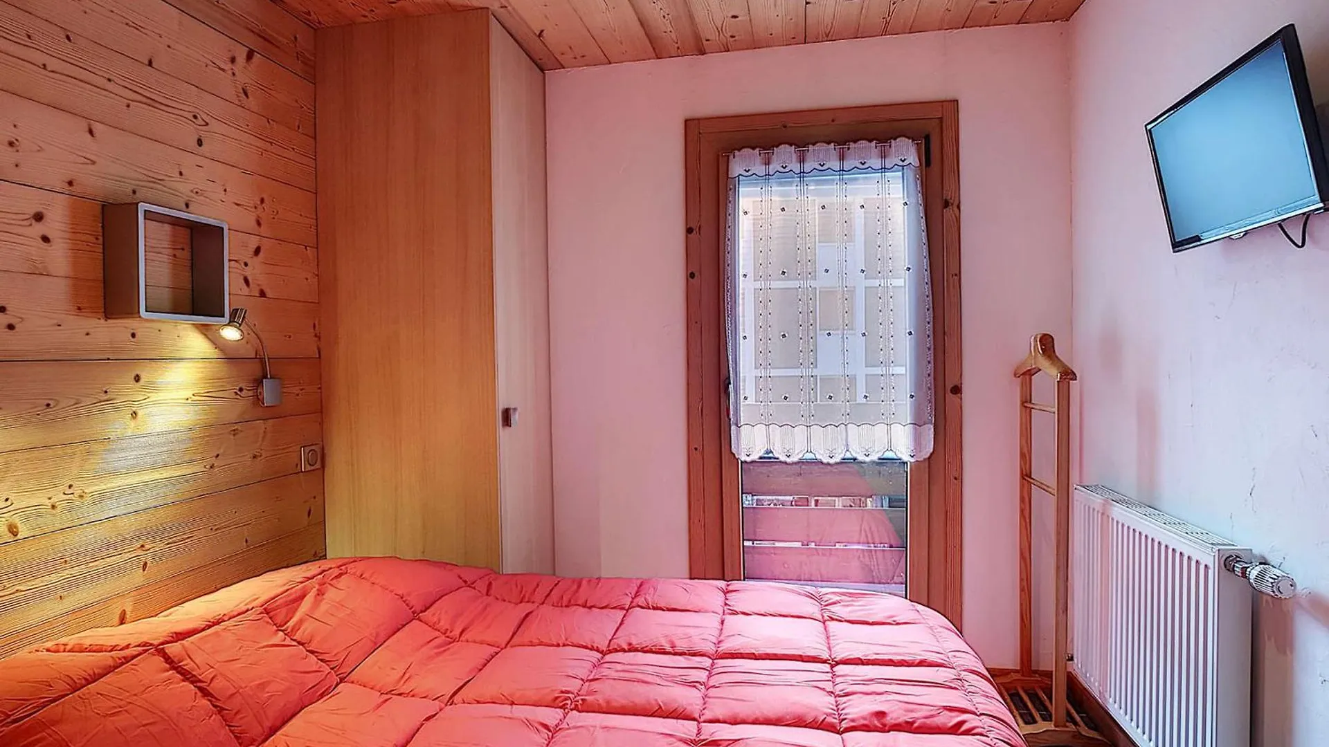 Appartement Cosy A La Clusaz Avec Balcon, 4 Pers, Wifi Inclus - Fr-1-818-25